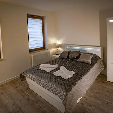 Aparthotel Walcz アパートホテル